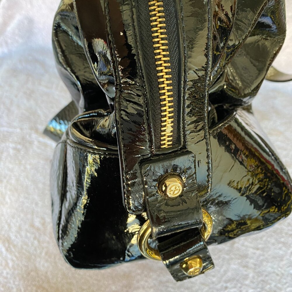 Francesco Biasia Black Patent Leather Shoulder Bag - Picture 9 of 10